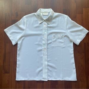 Vintage 80s Christie & Jill button up embroidered blouse. Size 12.